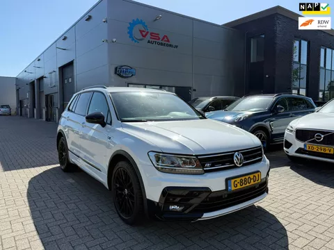 Volkswagen Tiguan 1.5 TSI ACT Highline Business R-line|4-nieuwe banden 4-seizoen|R-line|Carplay|Virtual Display|Adaptive Cruise|