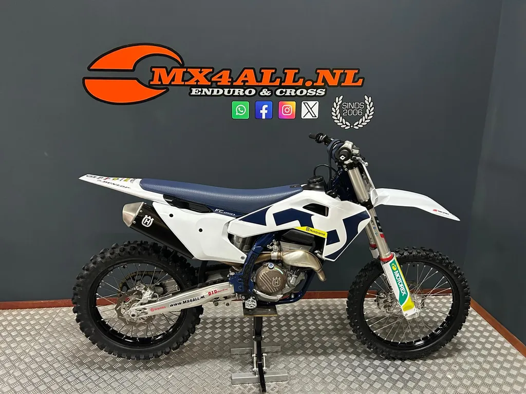 KTM Husqvarna FC 250 2026 no KTM 250 SXF