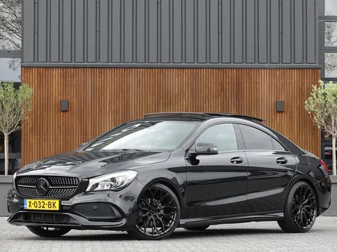 Mercedes-Benz CLA 180 automaat / AMG pakket / facelift / LED