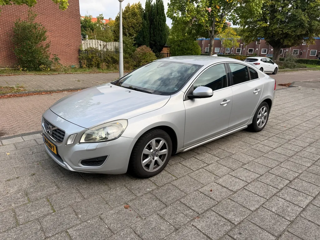 Volvo S60 1.6 T4F Summum Automaat Leder Cruise Trekhaak