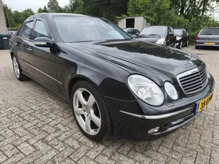 Mercedes-Benz E-Klasse 240 Avantgarde, Nette Auto