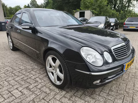Mercedes-Benz E-Klasse 240 Avantgarde, Nette Auto