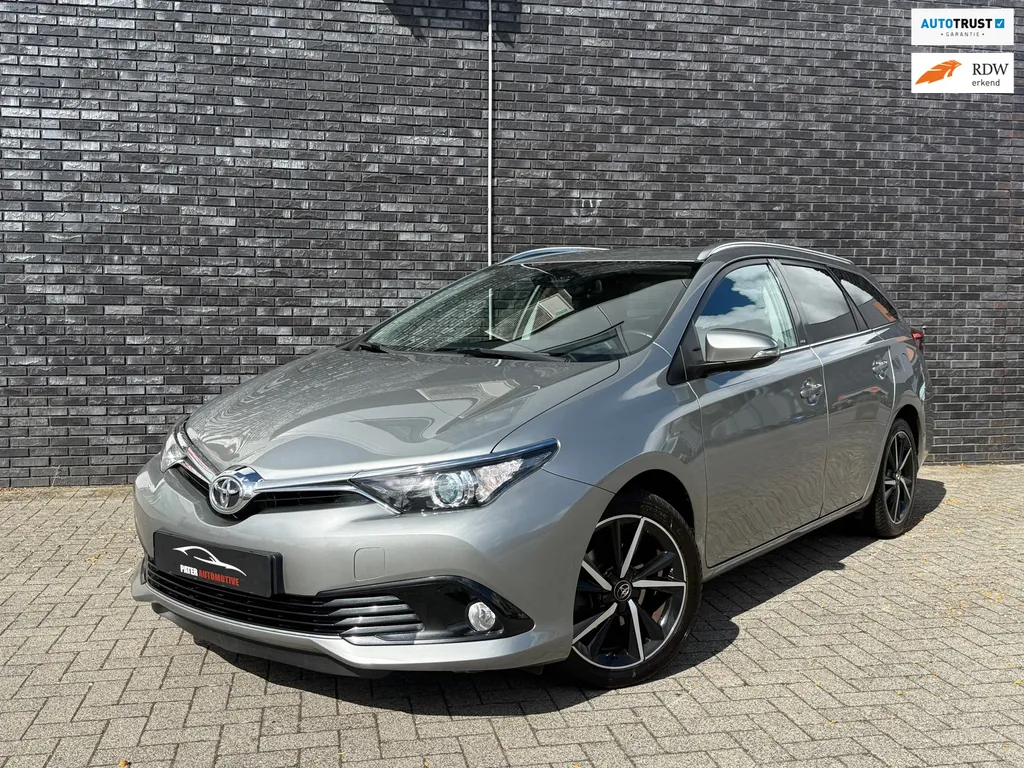 Toyota Auris Touring Sports 1.2T Dynamic S+ Camera|Navi|PCS|Stoelverwarming|Cruise|Lane Assist|Trekhaak Mogelijk !!