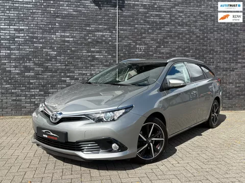 Toyota Auris Touring Sports 1.2T Dynamic S+ Camera|Navi|PCS|Stoelverwarming|Cruise|Lane Assist|Trekhaak Mogelijk !!