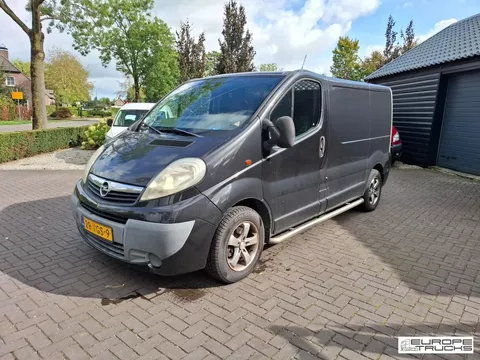 Opel Vivaro 2.0 CDTI NL Bus - New Tyres - Airco - Low Km T01001