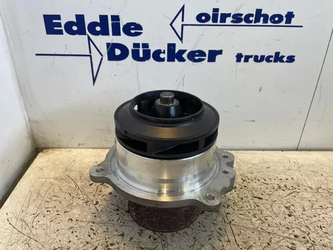 DAF 1778280 / 1828162 WATERPOMP (ALS NIEUW)