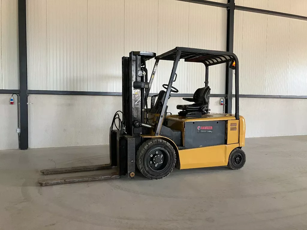 Caterpillar elektrische heftruck EP30K