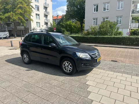 Volkswagen Tiguan 1.4 TSI Cruise PDC Trekhaak Black Magic
