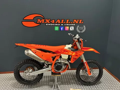 KTM 450 EXC F + 300 EXC Six Days Nieuw Btw motoren geen 250 / 350 / 500 EXC