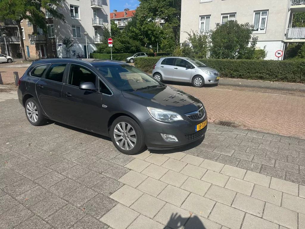 Opel Astra Sports Tourer 1.4 Turbo Automaat Cosmo Cruise PDC