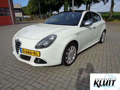 Alfa Romeo Giulietta 1.4 T Distinctive Panorama-dak 170PK Automaat