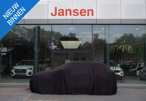 Volkswagen Golf 1.5 eTSI Style | R-line | Black style | Carplay | Navi | Camera | 18&quot;