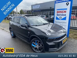 Lynk &amp; Co 01 1.5 PHEV 261pk met o.a. panoramadak, 360 graden camera, navigatie met CarPlay, stoelverwarming, etc.