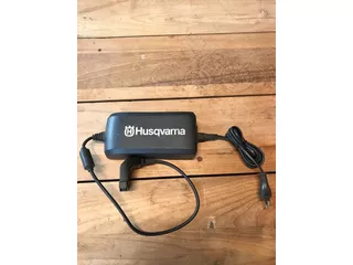 Husqvarna QC 80 oplader 2016