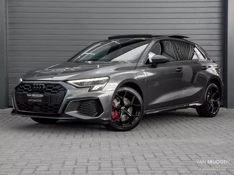Audi A3 Sportback 45 TFSI E S-Line Pano RS-Stoelen Leer Sfeer S3 Head-Up BTW