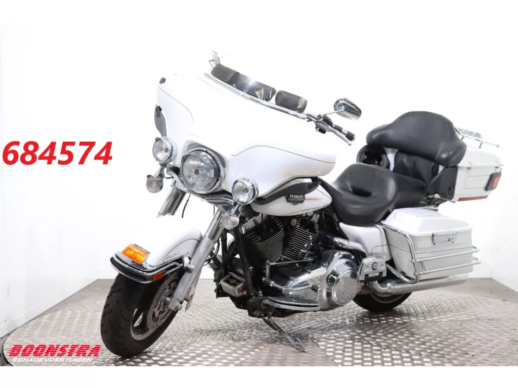Harley-Davidson FLHTCU Ultra Classic Sreaming Eagle Cruise