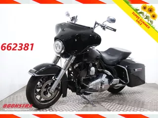 Harley-Davidson Electra Glide FLHTCU Electra Glide Ultra Classic 105 Years Ed. Rinehart LED