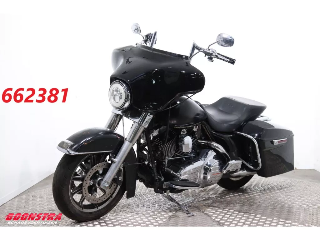Harley-Davidson Electra Glide FLHTCU Electra Glide Ultra Classic 105 Years Ed. Rinehart LED