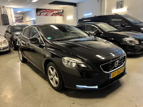 Volvo V40 2.0 D2 5-DOORS NAVI LEDER CLIMA BJ-15