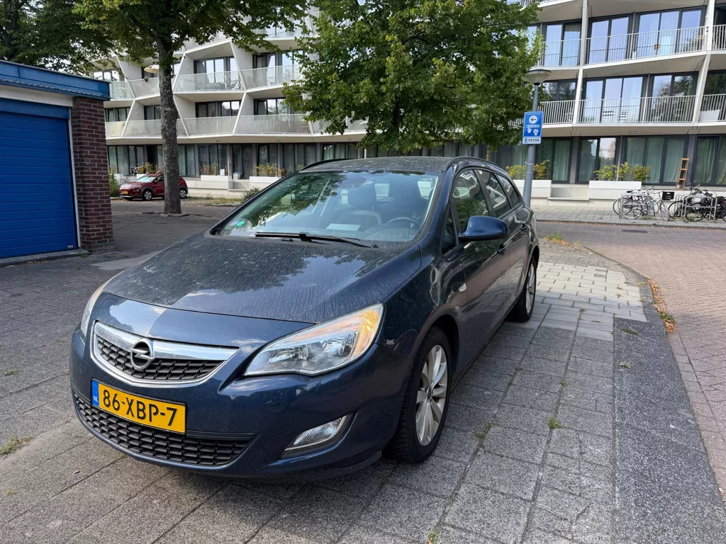 Opel Astra Sports Tourer 1.4 Turbo Anniversary Edition