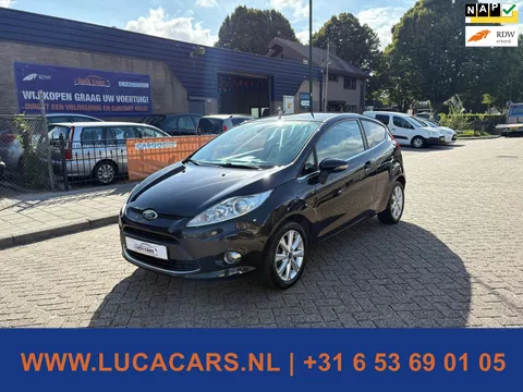 Ford Fiesta 1.6 Ghia 2X SLEUTEL + BOEKJES! NIEUWE APK!