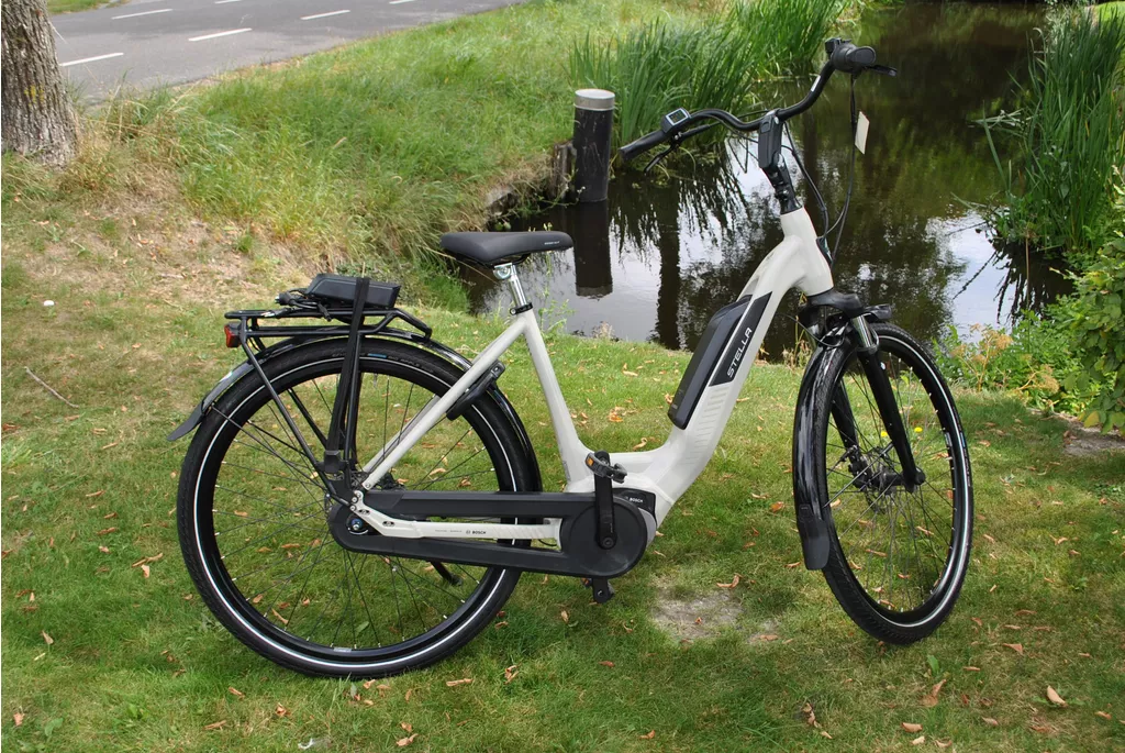Stella Livorno Premium Framemaat 51 cm 500 WH accu