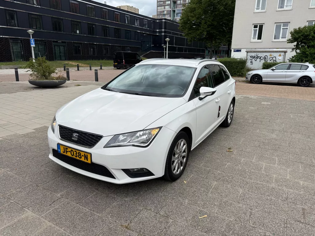 Seat Leon ST 1.6 TDI Style AUTOMAAT EURO 6W