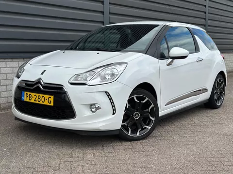 Citroen DS3 1.6 So Chic in black Cruise Airco Apk Sport
