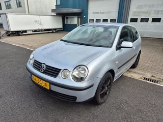 Volkswagen Polo 1.4-16V Comfortline Apk 01-26