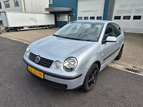 Volkswagen Polo 1.4-16V Comfortline Apk 01-26