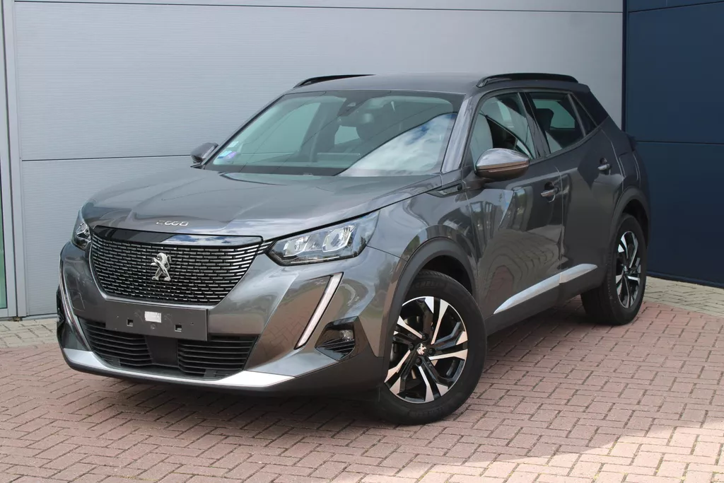 Peugeot 2008 1.2 PureTech 130pk Allure Automaat NAVIGATIE - 18.900 KM