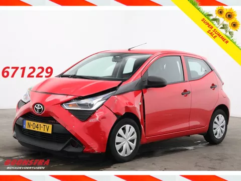 Toyota Aygo 1.0 VVT-i x-fun Airco Cruise 30.847 km!