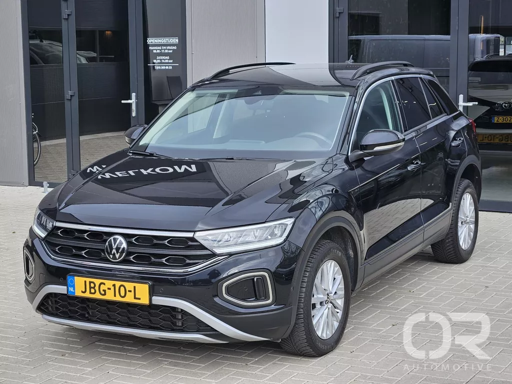 Volkswagen T-Roc 1.5 TSI Life Carplay Navi Camera Digitdash Stoelvw