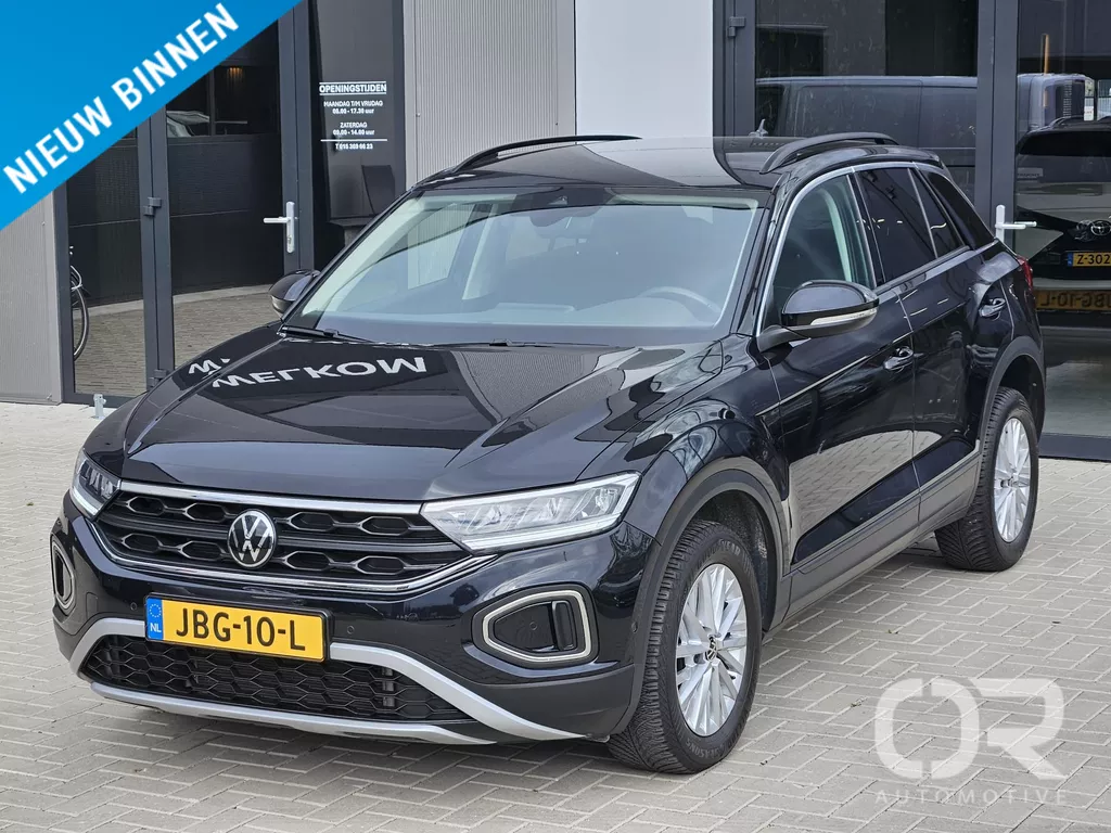 Volkswagen T-Roc 1.5 TSI Life Carplay Navi Camera Digitdash Stoelvw