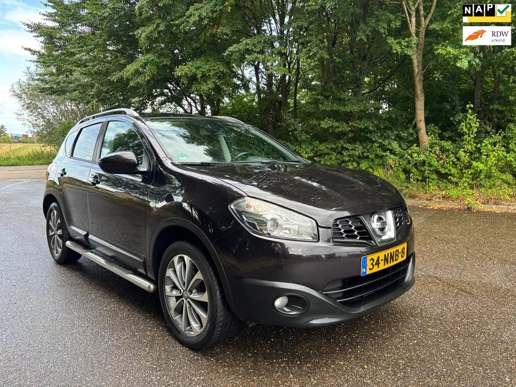 Nissan Qashqai 1.6 Connect Edition | Pano | Clima | Navi
