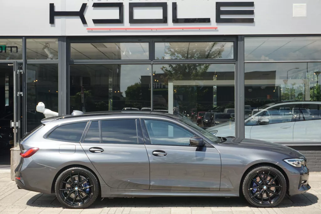 BMW 3-serie Touring 330e | ACC | HUD | hifi