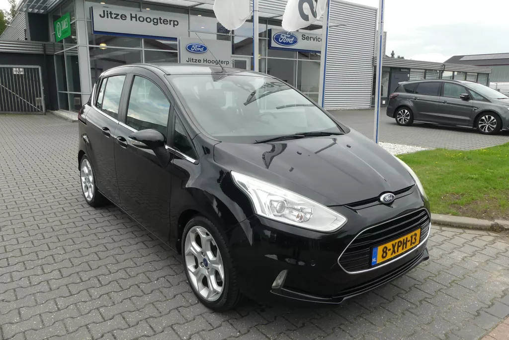 Ford B-Max 1.0 EcoBoost Titanium CRUISE, CLIMA, NAVI, VERWARMDE VOORRUIT, CAMERA, TREKHAAK, 97.665KM