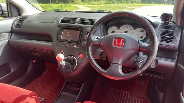 2004 Honda Civic JDM car for sale — photo 17 of 25