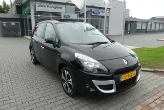 Renault Sc&eacute;nic 1.4 TCe Bose CRUISE, CLIMA, NAVI, CAMERA, TREKHAAK (1.300KG), 75.385KM