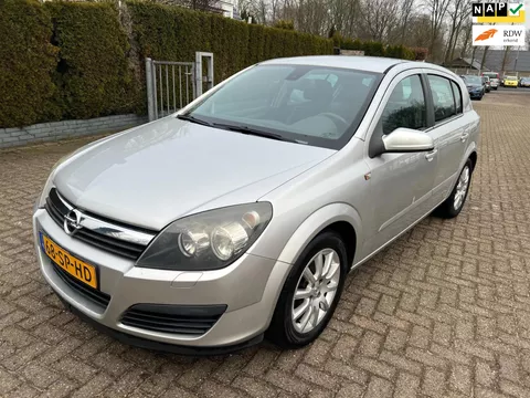 Opel Astra 1.6 5-DRS Cosmo ECC CRUISE LEDER LMV NAP