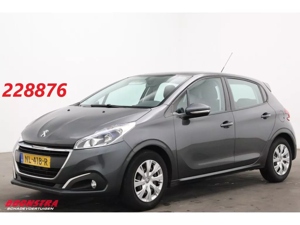 Peugeot 208 1.2 PureTech Access Navi Airco Cruise PDC 148.664 km!