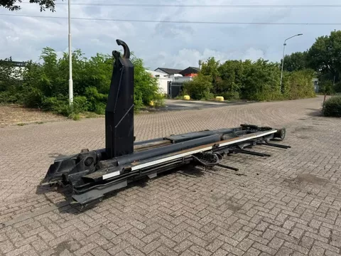 VDL - LEEBUR HAAKARM SYSTEEM 30 TON