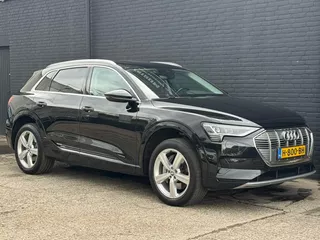 Audi E-tron E-tron 50 quattro Launch edition plus 71 kWh NAVI | PDC | CARPLAY | LEDER | STOELVERWARMING