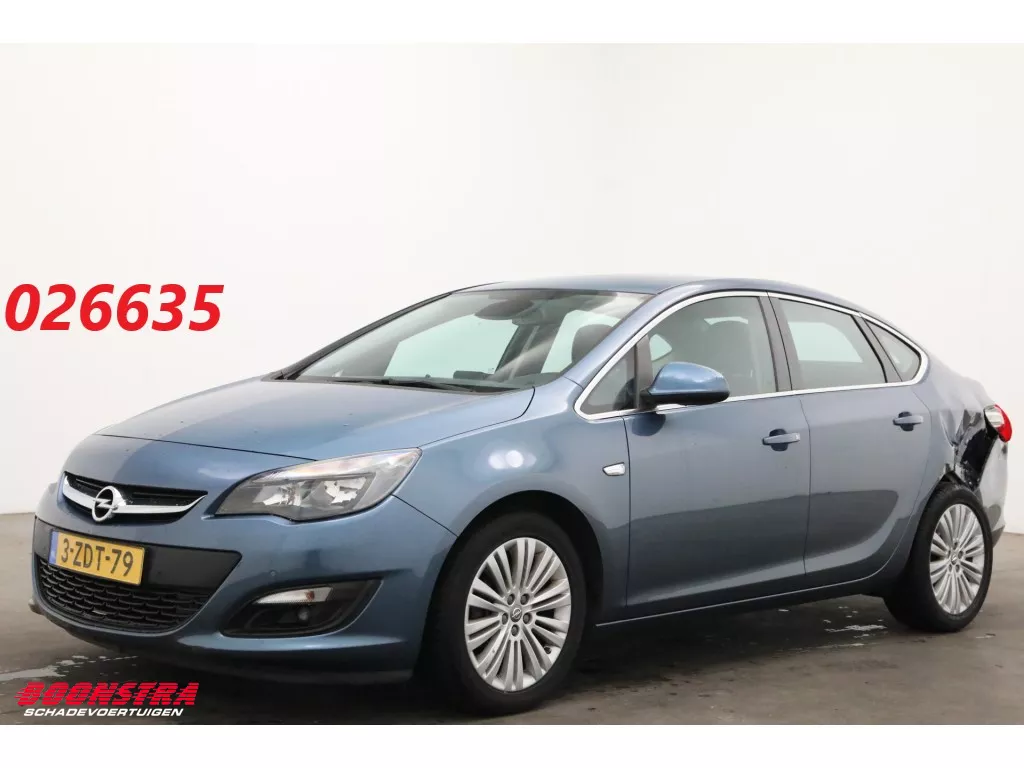Opel Astra 1.4 Turbo Aut. Design Ed. Bluetooth Clima Cruise PDC AHK