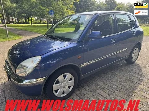 Daihatsu Sirion 1.0-12V RTi