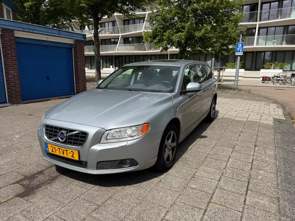 Volvo V70 1.6 T4 132kw Limited Edition Leder Panorama Cruise