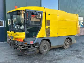 Ravo 530 VEEGMACHINE/SWEEPER!!