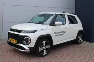 Hyundai INSTER Evolve 49 kWh APPLE CAR PLAY / ANDROID AUTO