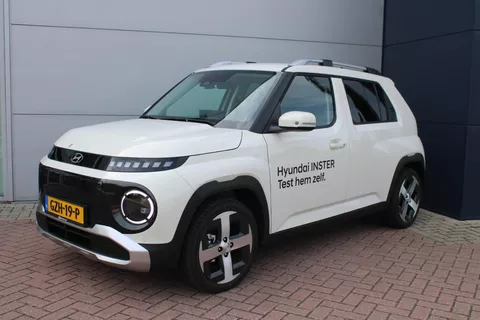 Hyundai INSTER Evolve 49 kWh APPLE CAR PLAY / ANDROID AUTO