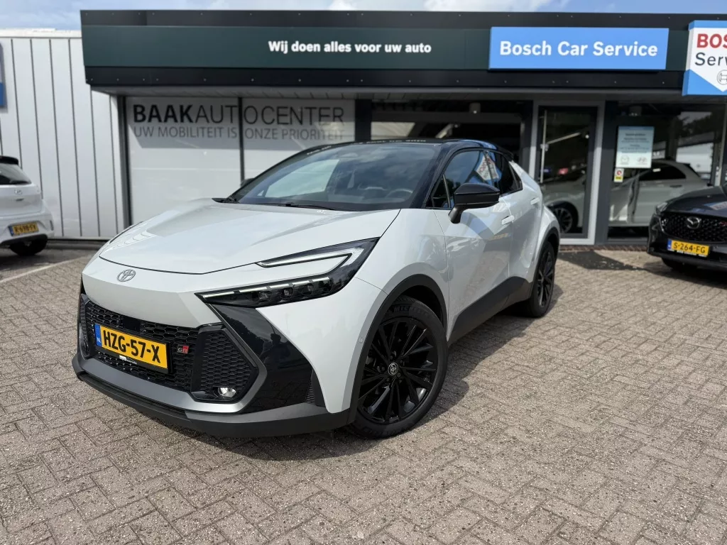 Toyota C-HR 2.0 Hyb 200 GR SPORT | 360 camera | Keyless